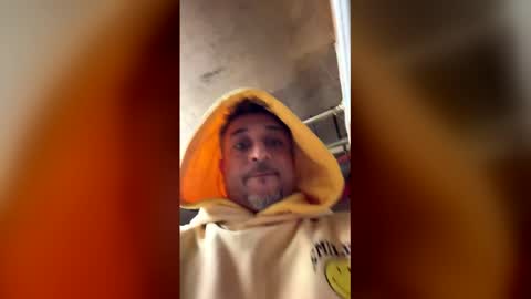 horndawg827237 online show from March 2026 09:58:02 PM