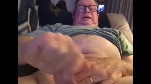 Snapshot of horndog69b chatting on December 2024 09:28:02 AM horndog online show from December 2024 09:28:02 AM