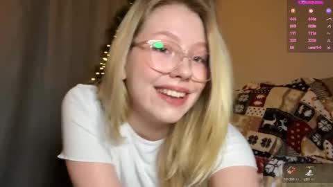 Audrey online show from December 2024 11:29:02 PM