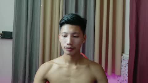 Snapshot of horny_asianmoreno chatting on November 2025 11:22:01 AM ROGER online show from November 2025 11:22:01 AM