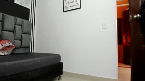 horny_couplefire online show from October 2025 12:04:02 PM