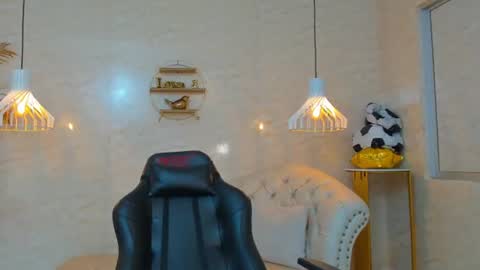 Snapshot of horny_curlss chatting on July 2026 03:56:02 AM Horny Curls online show from July 2026 03:56:02 AM