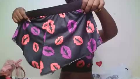 Snapshot of horny_cutiey chatting on April 2026 08:55:02 PM cutiey online show from April 2026 08:55:02 PM