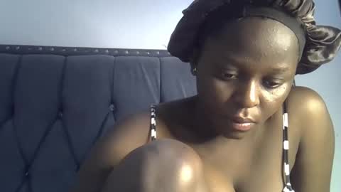 Snapshot of horny_ebony546069 chatting on December 2024 07:35:01 AM horny_ebony546069 online show from December 2024 07:35:01 AM