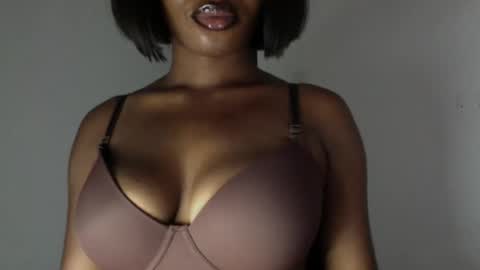 delilah online show from May 2026 03:24:02 AM