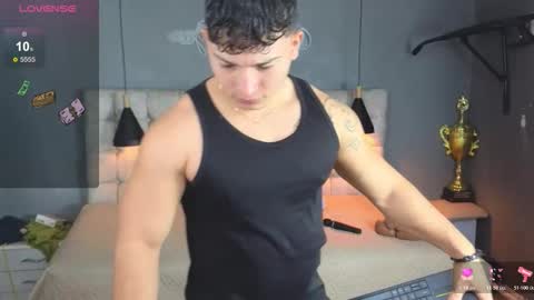 horny_nick18 online show from November 2025 10:34:02 AM
