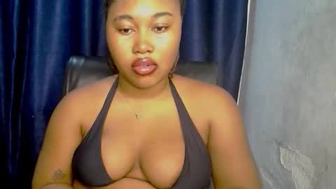 Miss Zanele online show from November 2025 12:38:02 PM