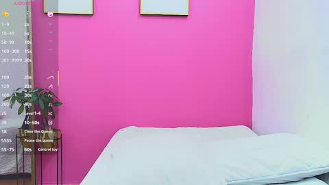 Khloe  online show from March 2025 12:33:02 PM