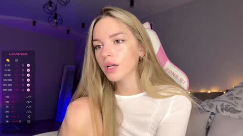 Sonya online show from December 2024 05:00:01 PM