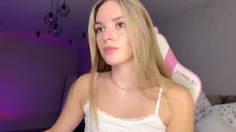 Sonya online show from January 2025 09:31:01 PM