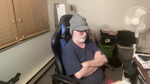 Brett online show from February 2025 02:55:01 AM
