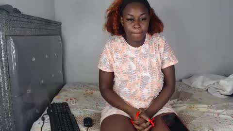 Snapshot of hornygal256 chatting on November 2025 07:43:02 AM hornygal256 online show from November 2025 07:43:02 AM