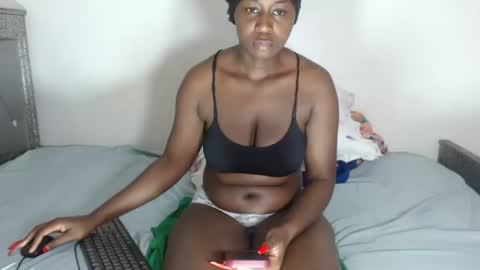 Snapshot of hornygal256 chatting on November 2025 06:35:02 AM hornygal256 online show from November 2025 06:35:02 AM