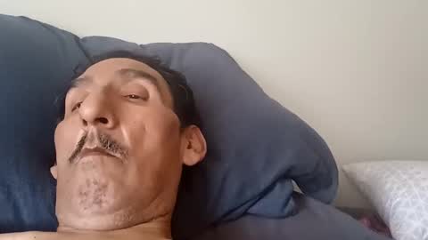 hornyguy_2019 online show from June 2026 11:09:02 PM