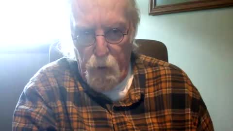 Snapshot of hornyinohio9 chatting on April 2026 03:39:01 PM HornyInOhio9 online show from April 2026 03:39:01 PM