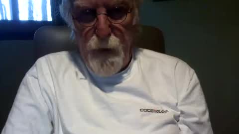 Snapshot of hornyinohio9 chatting on April 2026 12:44:02 PM HornyInOhio9 online show from April 2026 12:44:02 PM