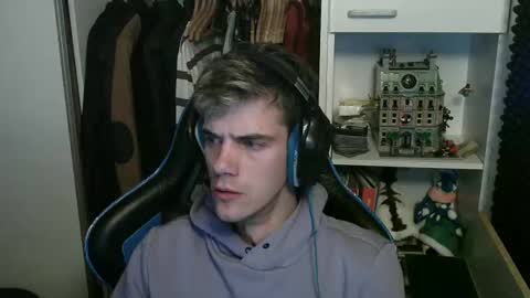 Snapshot of hornyjoey1 chatting on November 2025 07:24:02 PM Joey online show from November 2025 07:24:02 PM