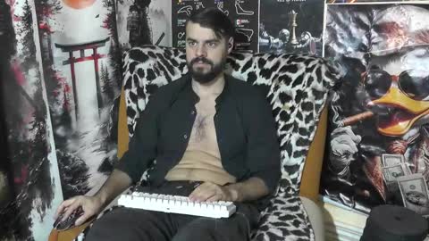 hornymaster online show from November 2025 06:12:01 PM