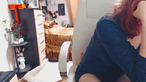 Aimi online show from October 2025 07:58:01 PM