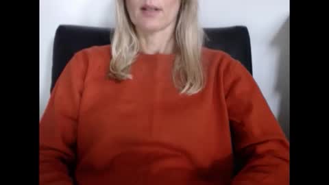 Hornyssima online show from October 2025 08:13:01 AM