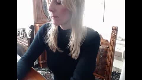 Hornyssima online show from November 2025 02:16:01 PM