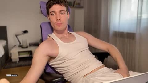 hornytwunk01 online show from December 2025 09:26:02 AM