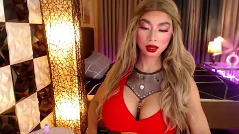 Snapshot of horsecockjanets chatting on October 2025 06:12:01 PM horsecockjanets online show from October 2025 06:12:01 PM