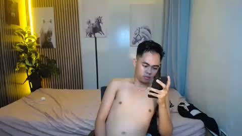 Rylle online show from September 2025 10:13:01 PM