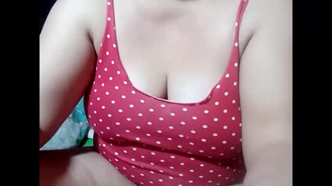 hot_boobs21 online show from December 2024 04:18:02 AM