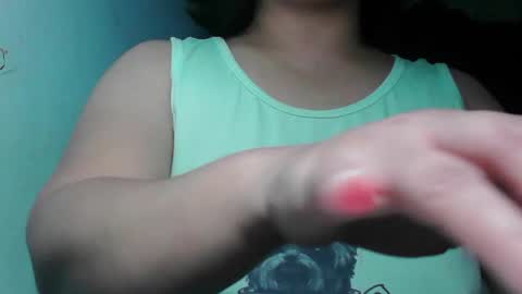 Snapshot of hot_clit28 chatting on January 2025 02:06:01 AM ana online show from January 2025 02:06:01 AM