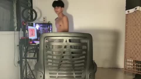 Snapshot of hot_cuteboy02 chatting on September 2025 06:24:02 AM Kim online show from September 2025 06:24:02 AM