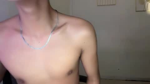 Snapshot of hot_cuteboy02 chatting on September 2025 05:16:02 PM Kim online show from September 2025 05:16:02 PM