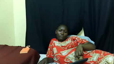 Milly online show from December 2025 01:52:02 PM