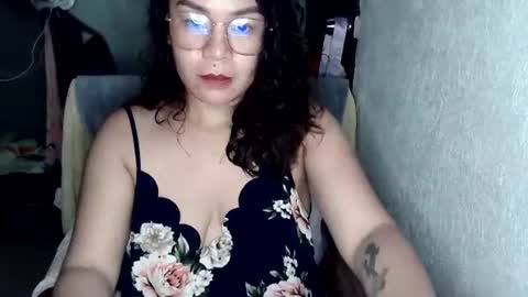 Snapshot of hot_emma1112 chatting on July 2026 12:40:01 PM hot_emma1112 online show from July 2026 12:40:01 PM