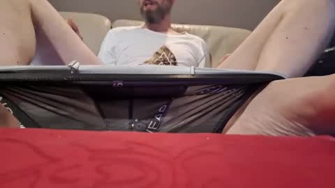 Snapshot of hot_hung_daddy_4u chatting on June 2026 07:40:02 PM Daddy online show from June 2026 07:40:02 PM