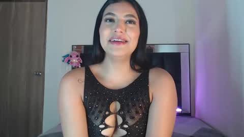 Snapshot of hot_kendall_ chatting on January 2025 04:57:02 AM K E N D A L L online show from January 2025 04:57:02 AM