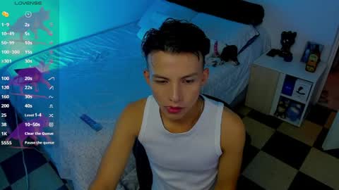 Alejandro online show from May 2026 08:28:01 PM