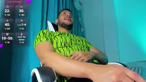 Snapshot of hot_latino_boy_ chatting on February 2026 12:07:01 AM Alejandro online show from February 2026 12:07:01 AM