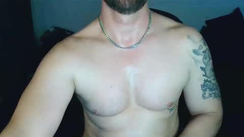 hot_mad online show from June 2026 02:05:02 AM