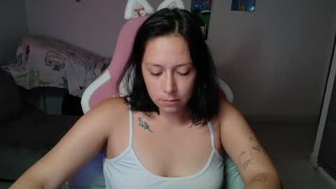 Mia online show from July 2026 04:40:01 PM