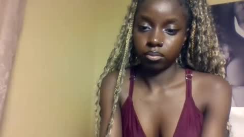 Snapshot of hot_pussy_ebony chatting on October 2025 07:48:02 PM hot_pussy_ebony online show from October 2025 07:48:02 PM