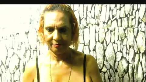 hot queen online show from February 2026 07:03:02 PM