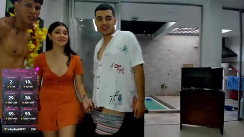 Vanesa Oliver and Andrew online show from December 2024 02:31:02 PM