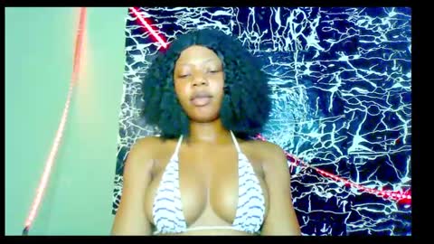 Stella online show from January 2025 07:04:01 PM