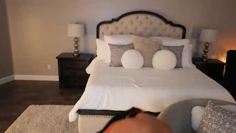 Snapshot of hot_wife_amber chatting on May 2026 03:35:01 AM Hot Wife hotwife sexy new milf highclass brunette bigboobs natural mature online show from May 2026 03:35:01 AM