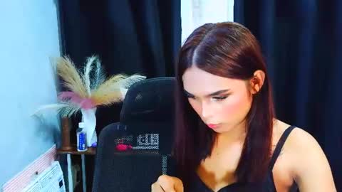 Snapshot of hot_xirene chatting on July 2026 07:23:02 AM hot_xirene online show from July 2026 07:23:02 AM