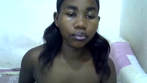 hotagrace online show from November 2025 07:03:03 PM