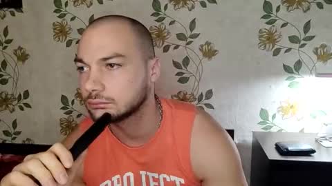 Snapshot of hotalphawolfxx chatting on February 2026 11:03:01 PM Kristiyan online show from February 2026 11:03:01 PM