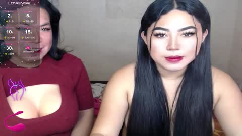 Snapshot of hotasian_mama chatting on November 2025 09:51:02 AM Grace online show from November 2025 09:51:02 AM