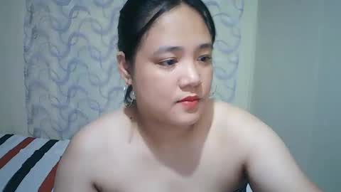 Snapshot of hotbabymomma chatting on February 2025 01:30:02 AM Lynn online show from February 2025 01:30:02 AM